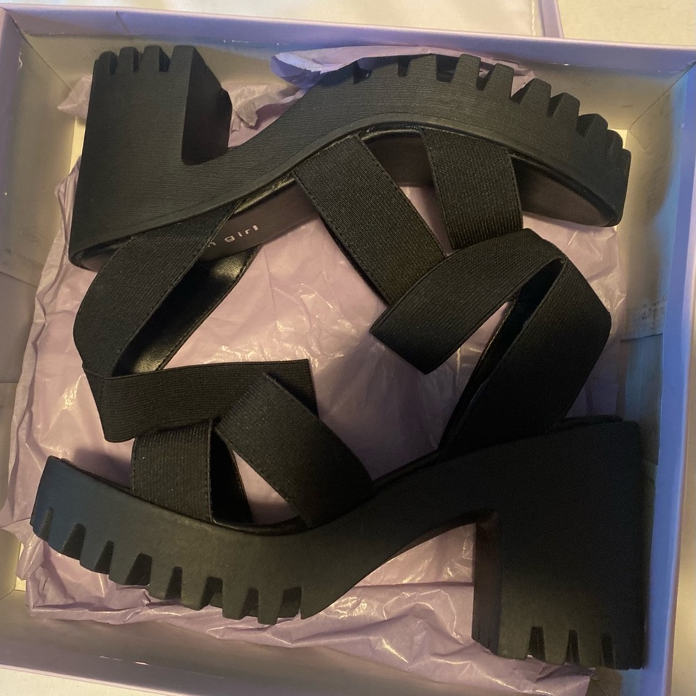 Madden Girl Womens Sohoo Platform Sandal - BLACK